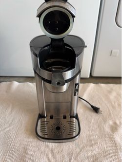 Single serve coffee maker