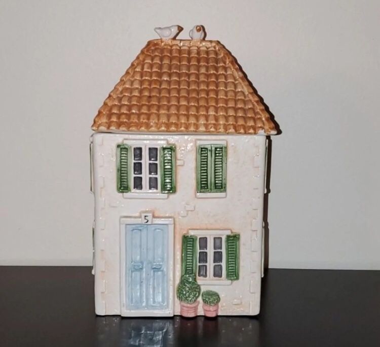 Vintage Cookie Jar