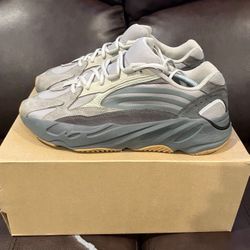 Adidas Boost 700 V2 Tephra Size 11