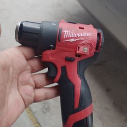 Milwaukee Multiple Use Drill 
