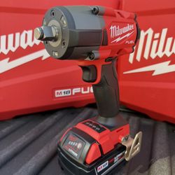 Milwaukee M18 FUEL Gen 2 1/2” Mid Torque Impact $209 Tool Only / $259 con batería 5.0