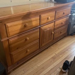 Dresser Comes With large Matching Mirror 