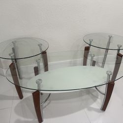 Elegant And Modern Tables 