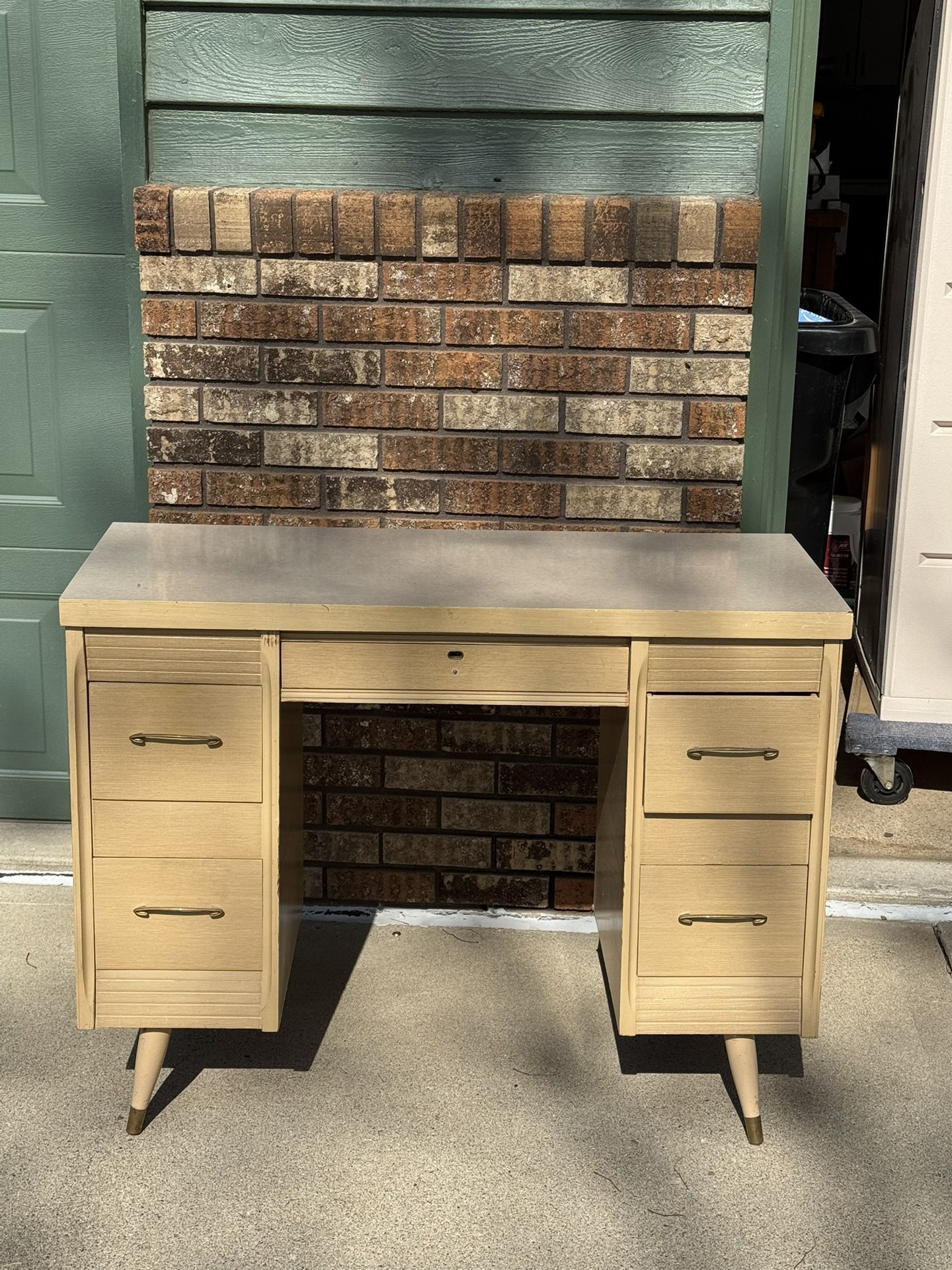 Small Desk