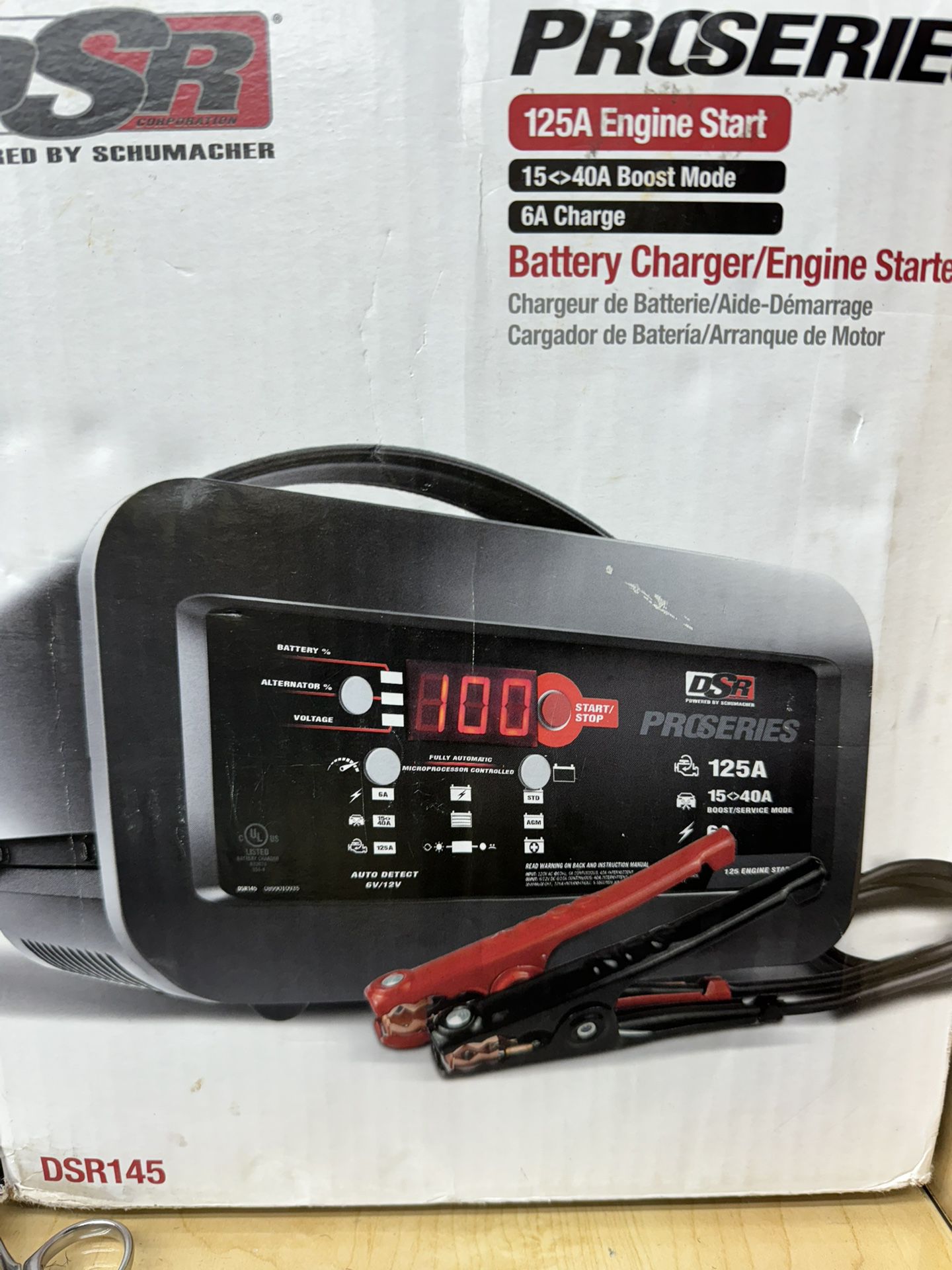 Battery Charger / Engine Starter