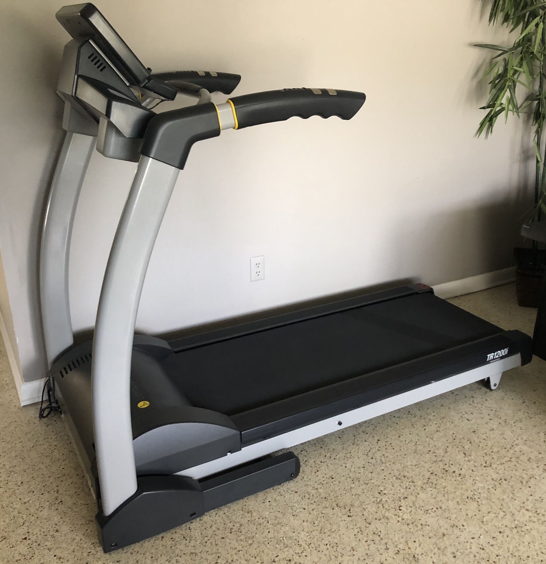 Treadmill Lifespan Tr1209i