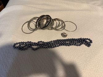 Women’s jewelry