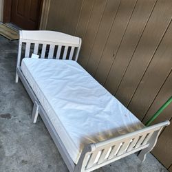 Toddler Bed With Water Proof Mattress 