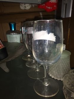 4 wine glasses