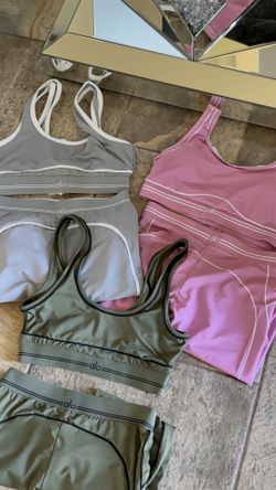Alo Two Piece Set