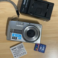 Fujifilm Finepix J50 Silver Digital Camera Tested Works 