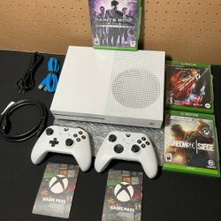 Xbox One S With 3 Games And 2 controllers Bundle + FREE 2 Game Pass Ultimate