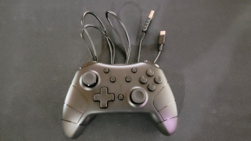Nintendo Switch Pro Controller (Off Brand)