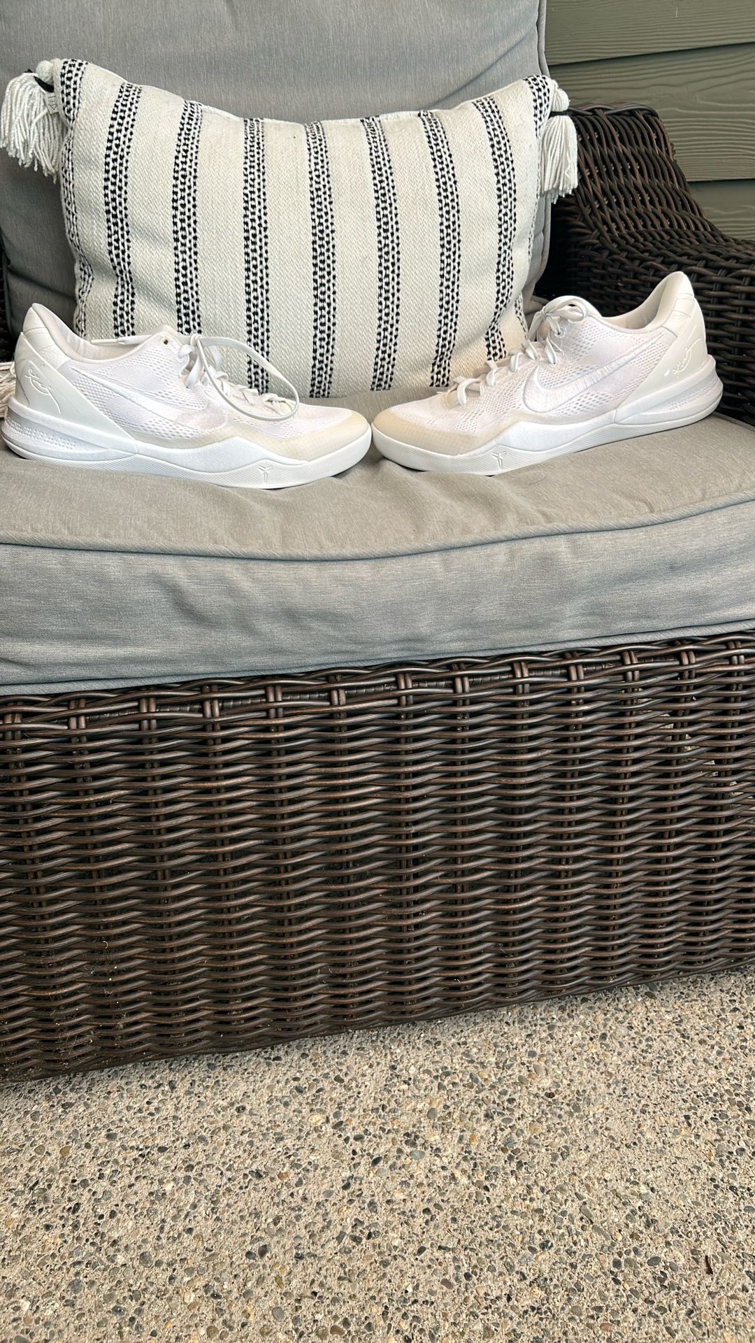 Nike Kobe 8 Protro (Halo)