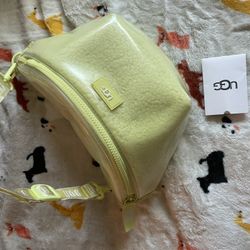 UGG Nasha Belt Bag Yellowish Green Clear (women)