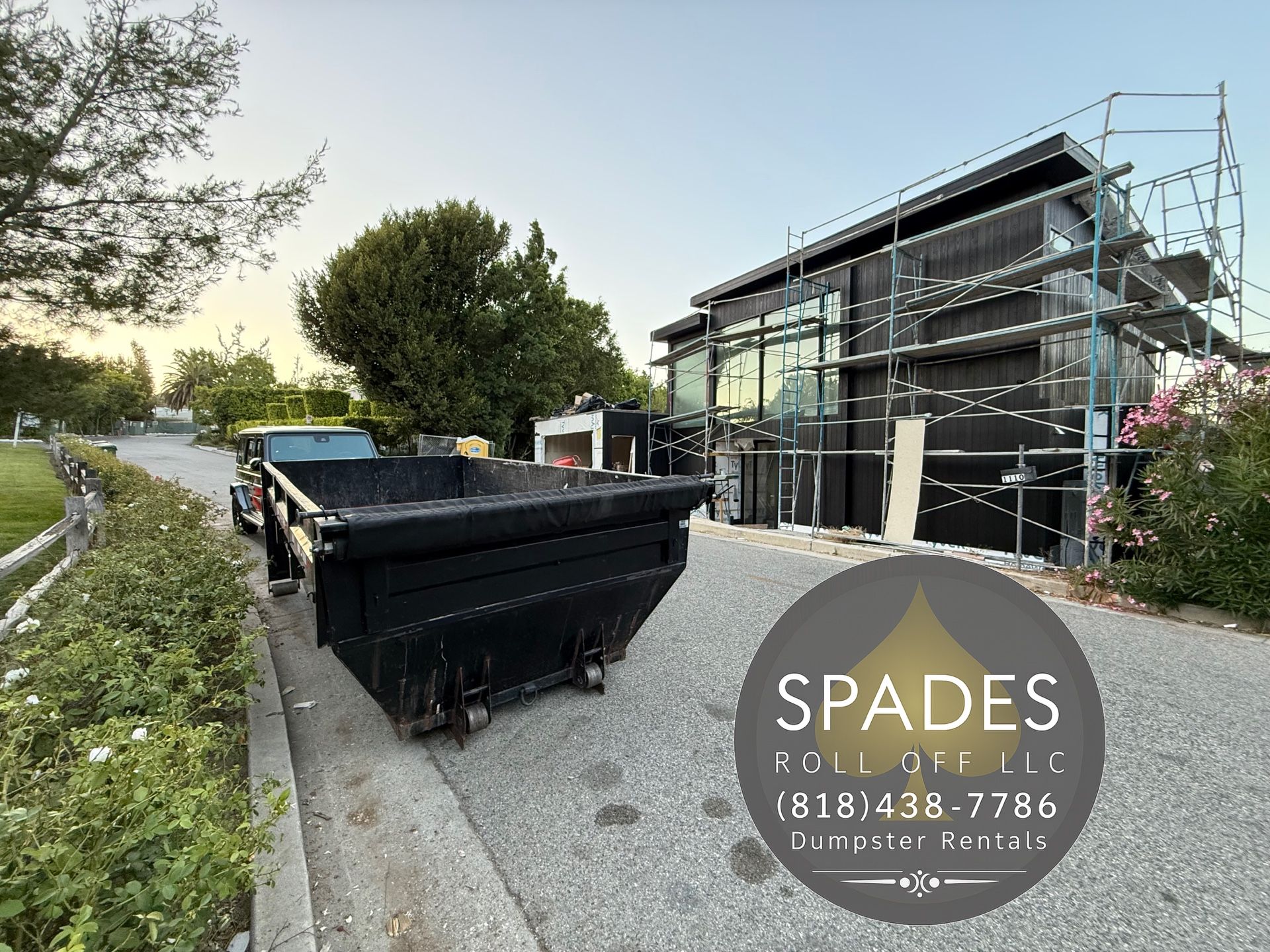 Waste Dumpster/ Trash Bin 