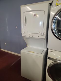 GE Stacked Washer Dryer Unit