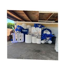 group fall Charm Events with Creative Birthday Balloon Art