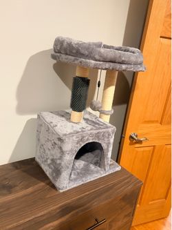 Small cat tower