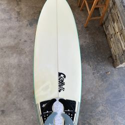 5’8” Cronin Quad Surfboard + Fins