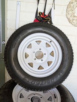 trailer st205x75x14 tire, New mounted on 5 on 4.5 New rim