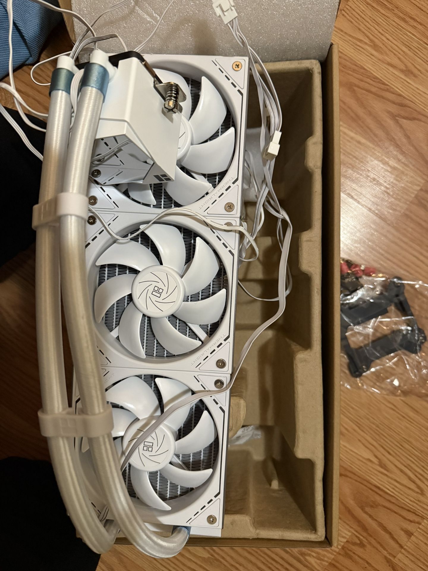 Thermalright Frozen Infinity 360 White Liquid CPU Cooler,