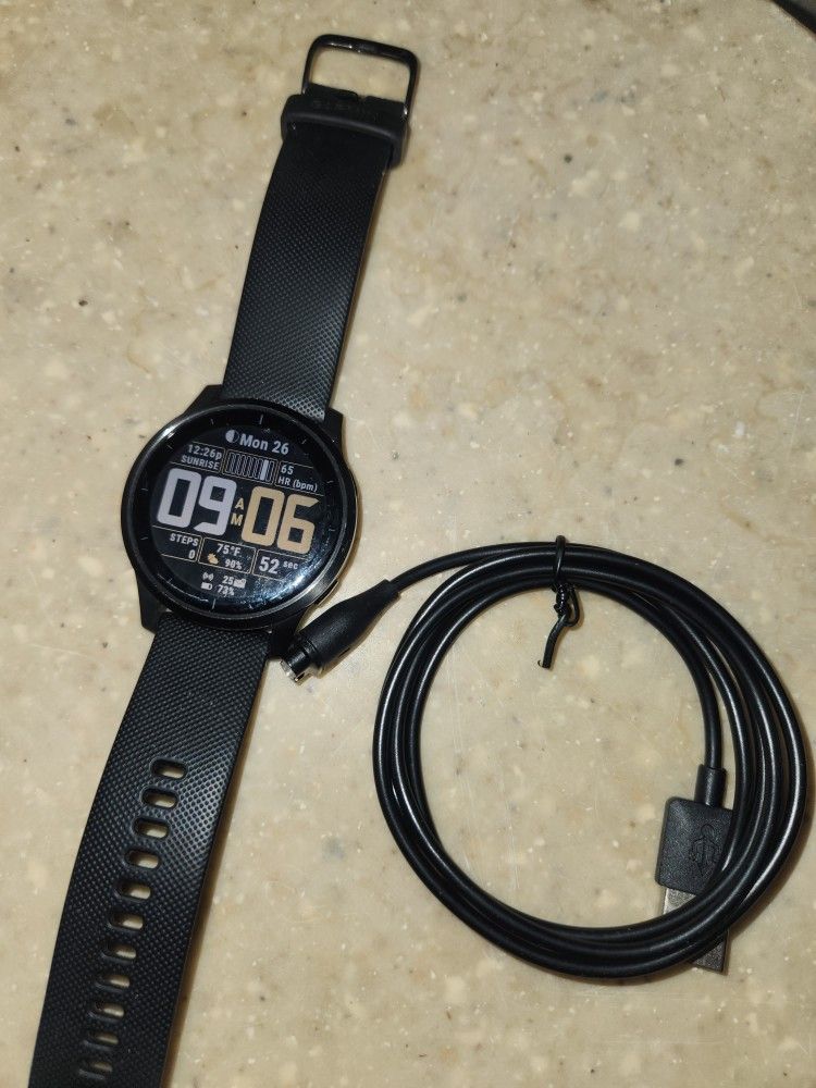 Garmin VivoActive 4