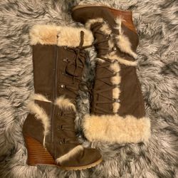 Suede and fur boots women’s size 7