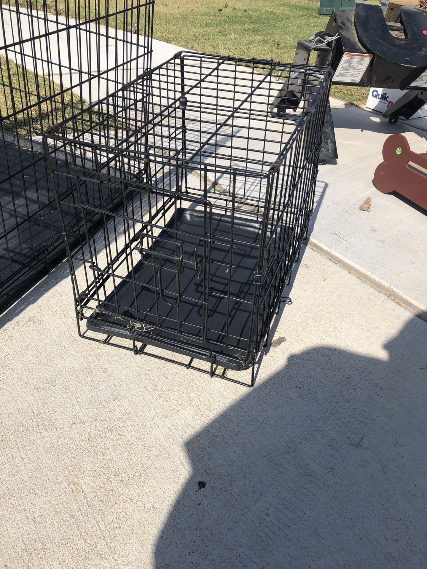 Small Kennel $15