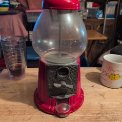 Tabletop Bumble Gum Machine