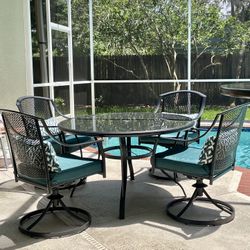 5 PC Patio Set w/ Swivel Chairs 