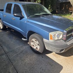 2005 Dodge Dakota