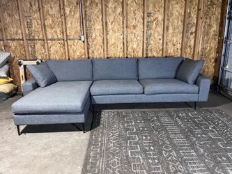🚚FREE DELIVERY - Article Nova Gray Sectional W/ Reversible Chaise
