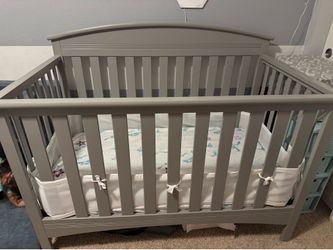 Delta Crib