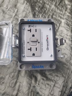 Machinery Power Outlet. GfCI Panel Mount