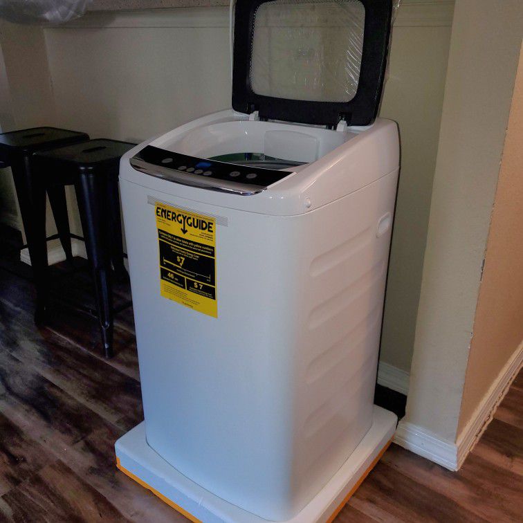 PENDING BLACK+DECKER BPWM09W 0.9 CU. FT. PORTABLE WASHER for Sale in Akron,  OH - OfferUp