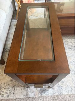 Broyhill side table
