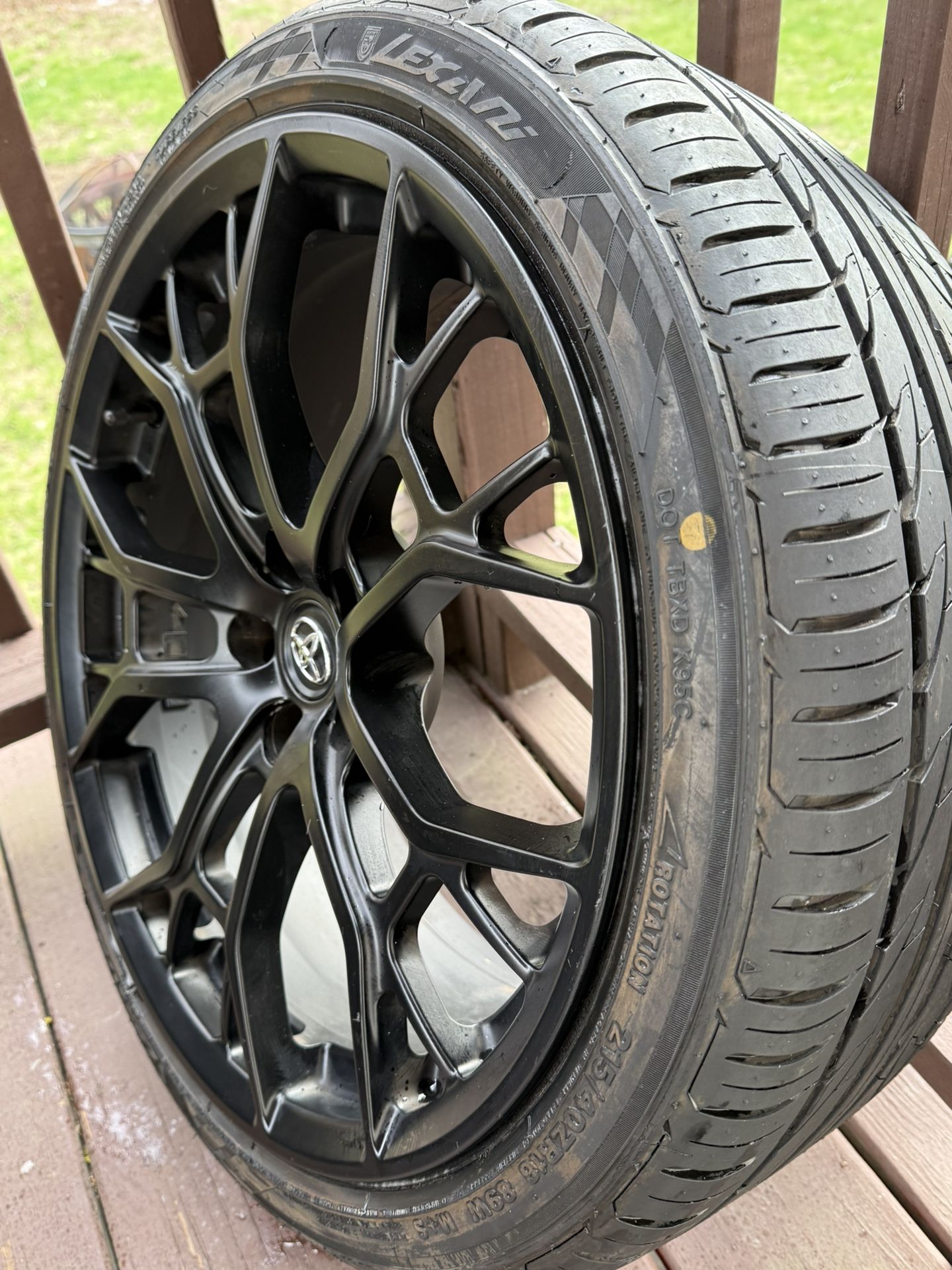 Toyota Corolla Especial Edition Rims 18”