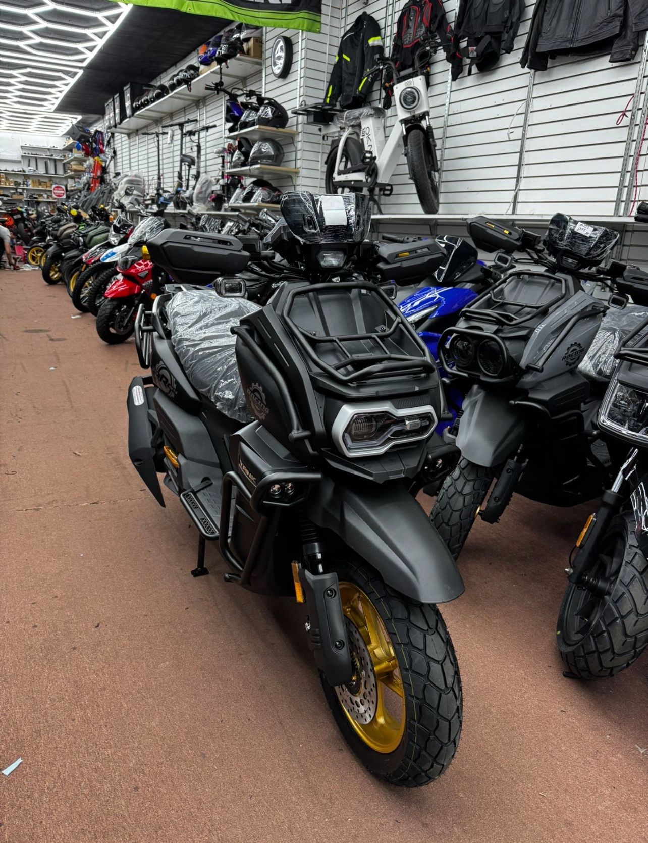 Brand New Vitacci Tank Pro 200cc