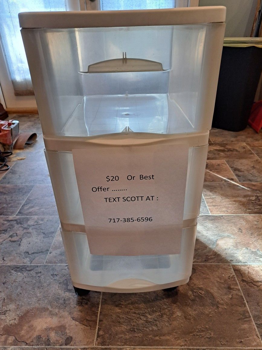 Tenex Rolling Storage