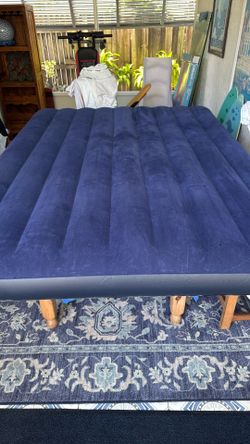 Intex Queen Inflatable Mattress And Pump