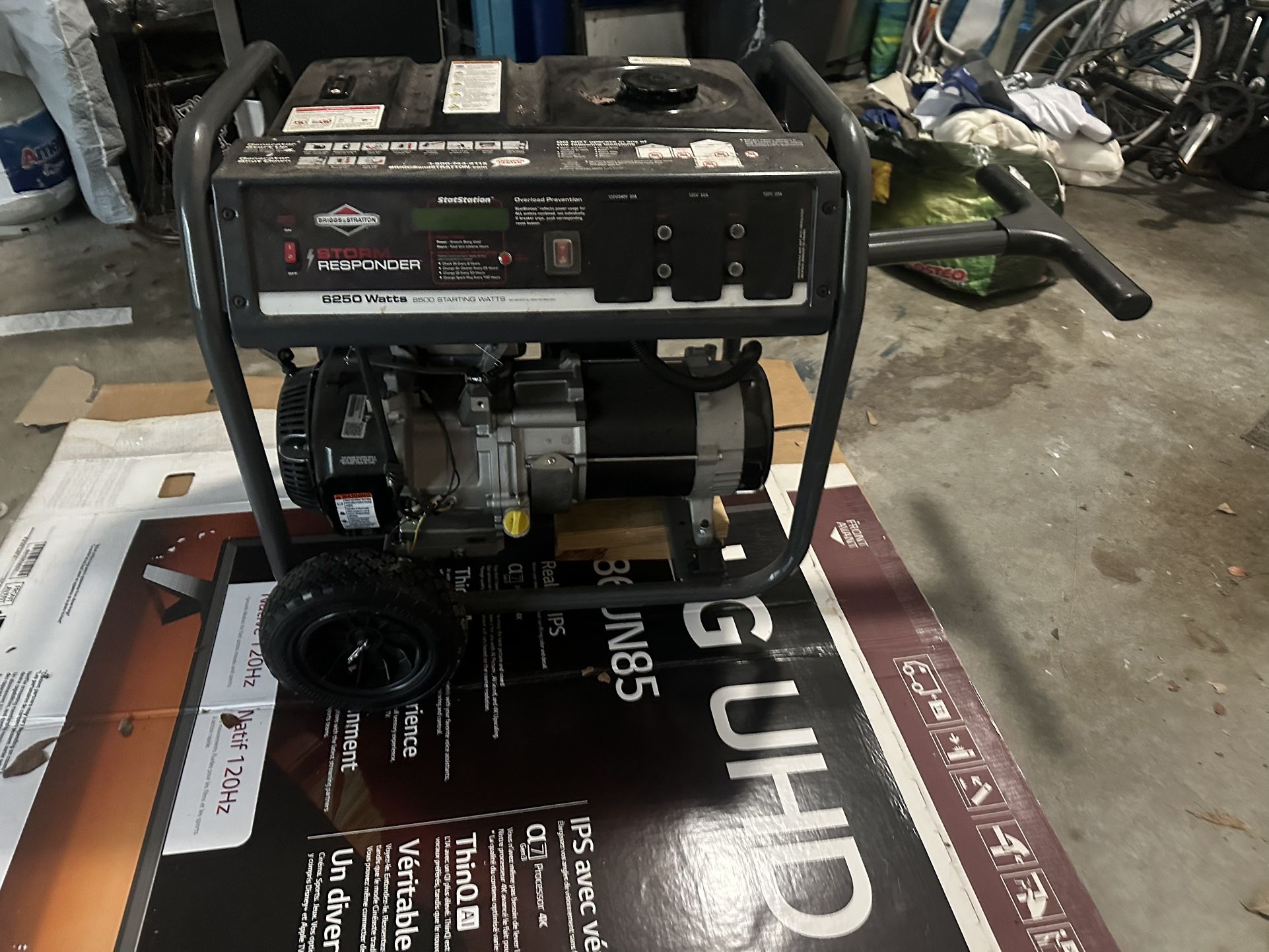 Briggs & Stratton Storm Responder 6250 W Generator for Sale in Pompano