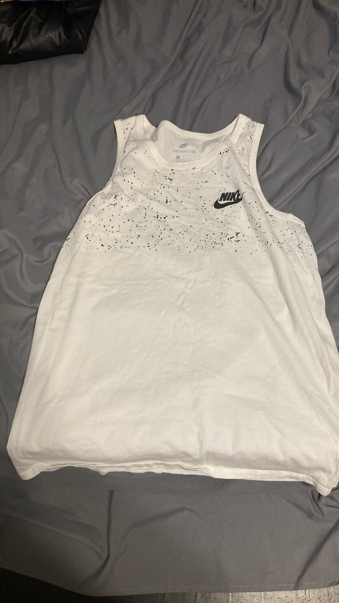 Nike Sleeveless Shirt Large