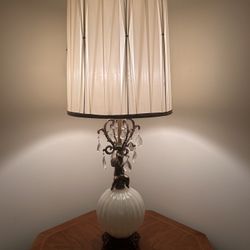 Wonderful Mid Century Lamp