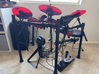 Alesis nitro mesh drum set