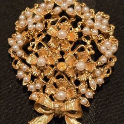 Vtg. Designer Signed Florenza Goldtone Brooch/Pin Faux Seed Pearl Bouquet  VERY RARE!