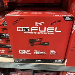 Milwaukee M12 Fuel 3” Random Orbital Detail Sander