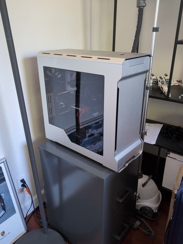 Phanteks Evolv PC Tower