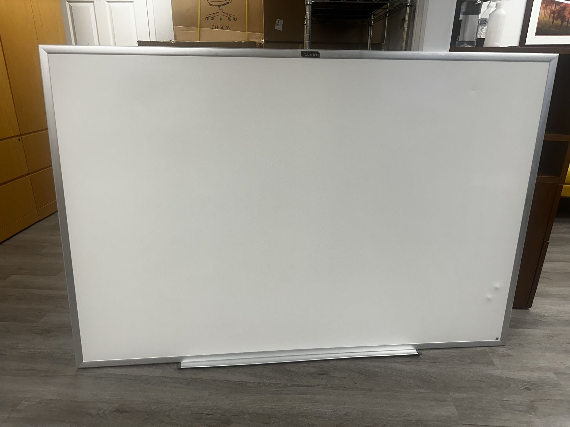 OFFICE WHITEBOARDS (72Wx48D)