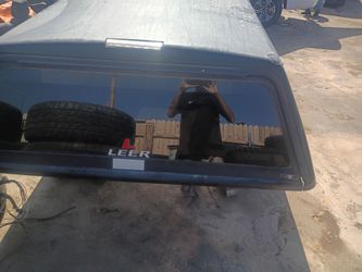 2013 f150 camper shell 450.00